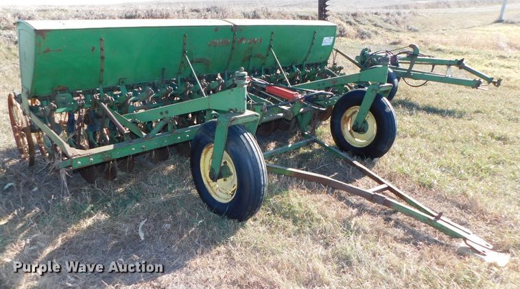 image for item DJ5860 John Deere LLA  grain drill