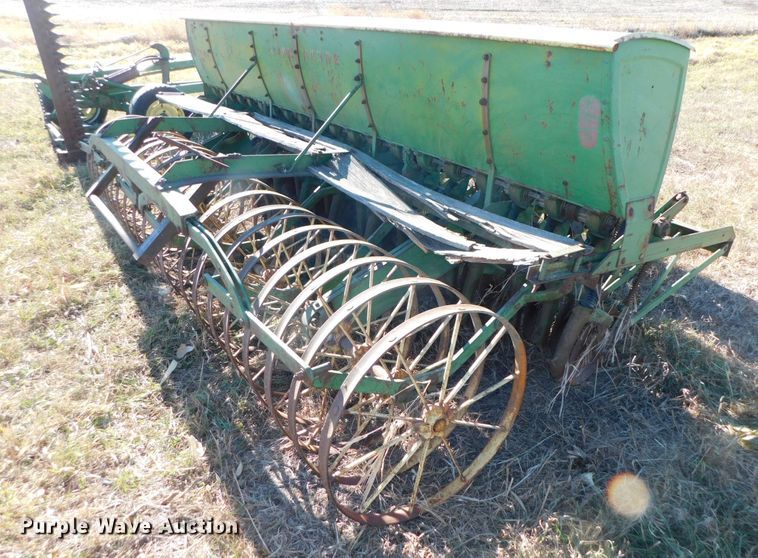 image for item DJ5860 John Deere LLA  grain drill