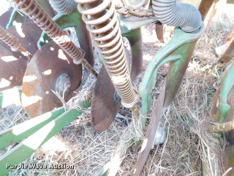 image for item DJ5860 John Deere LLA  grain drill