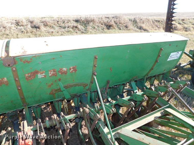 image for item DJ5860 John Deere LLA  grain drill