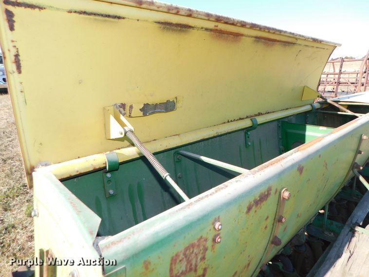 image for item DJ5860 John Deere LLA  grain drill