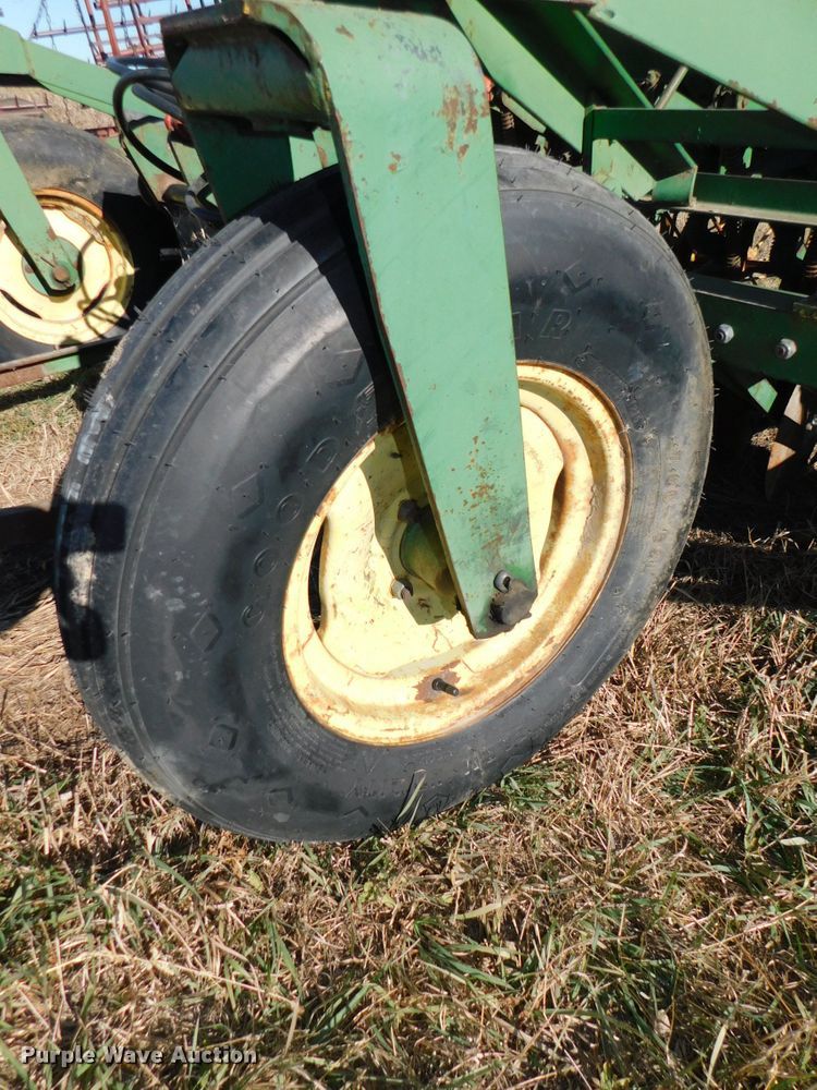 image for item DJ5860 John Deere LLA  grain drill