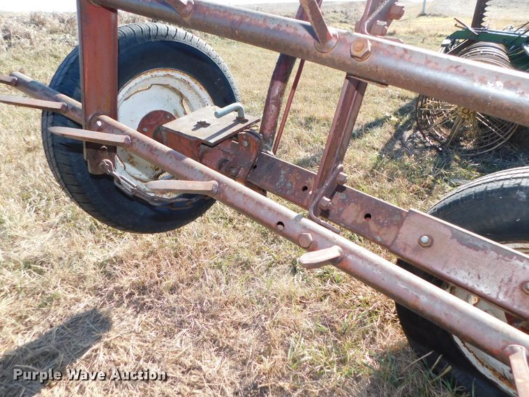 image for item DJ5861 International drag