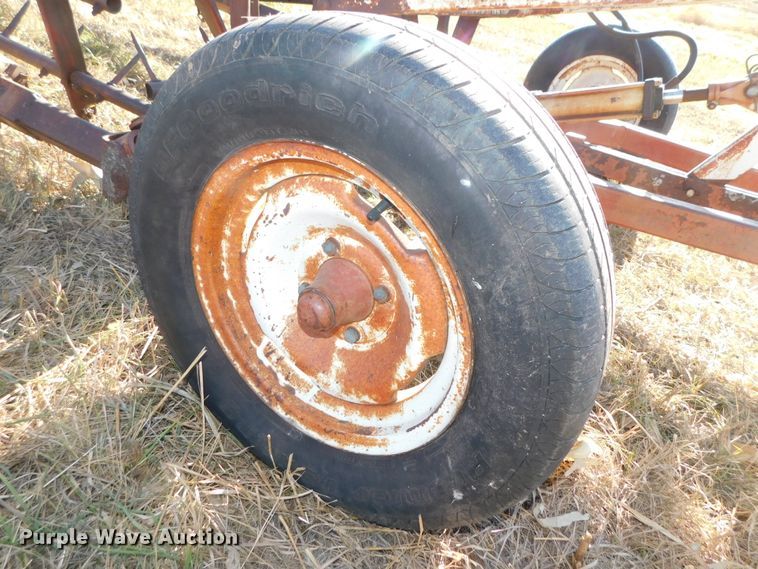 image for item DJ5861 International drag