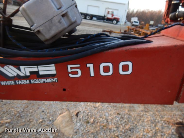 image for item DJ6057 White 5100  planter