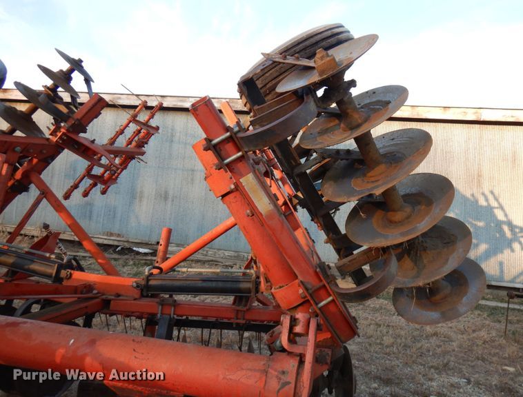 image for item DJ6058 White 271 disk