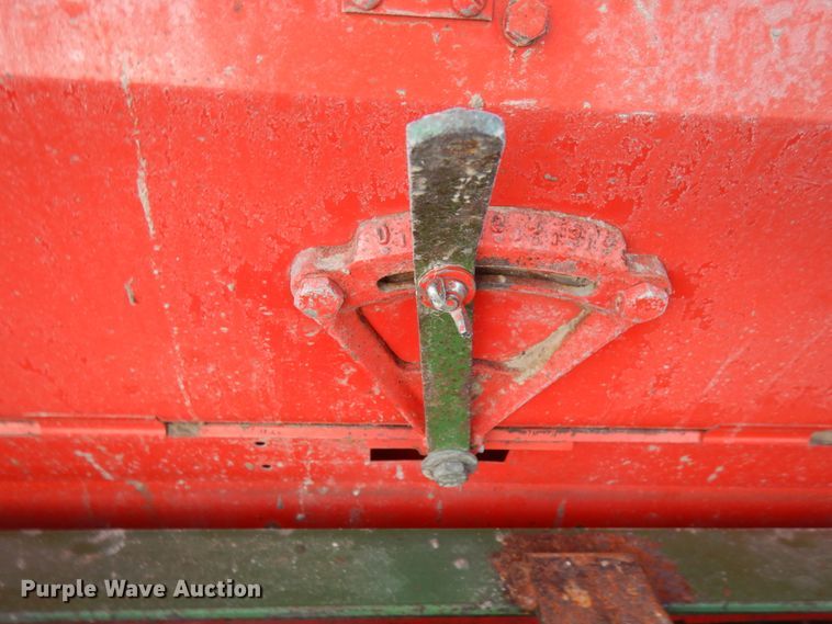 image for item DJ6060 Brillion  seeder