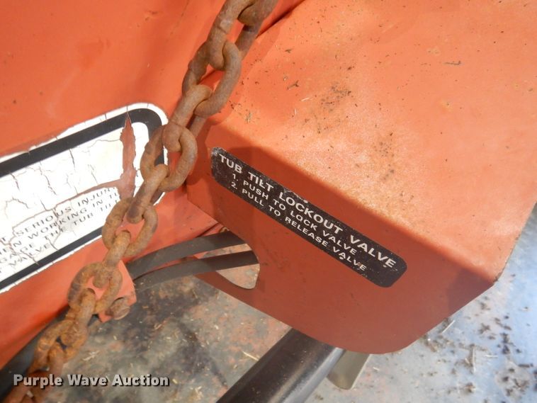 image for item DY9607 Hesston BP25 bale processor