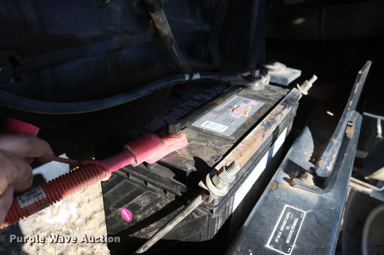 image for item EO9855 2005 Case IH WDX1902  windrower