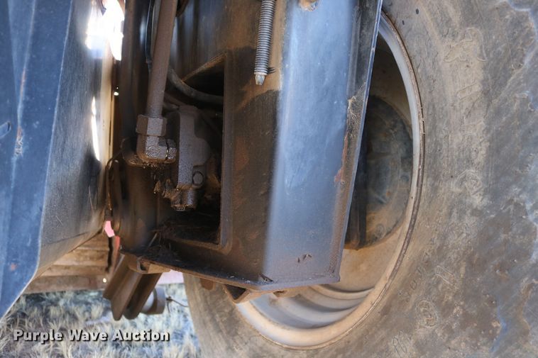 image for item EO9855 2005 Case IH WDX1902  windrower