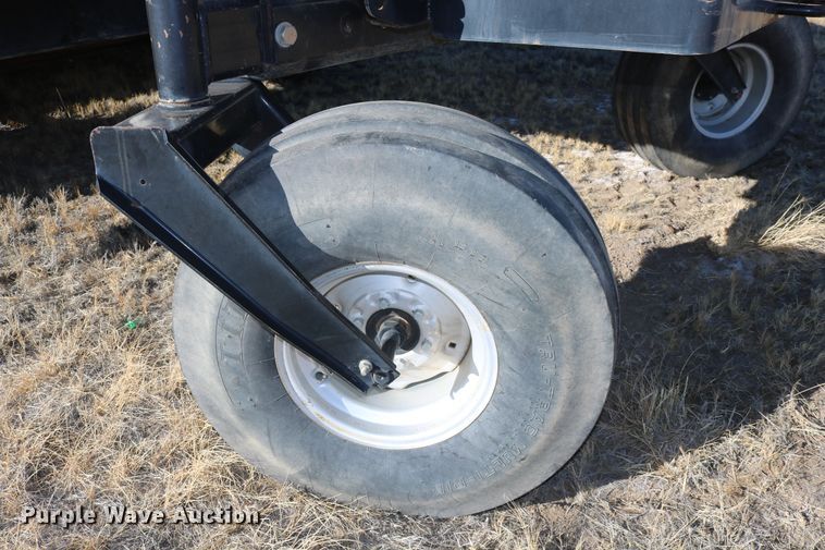 image for item EO9855 2005 Case IH WDX1902  windrower