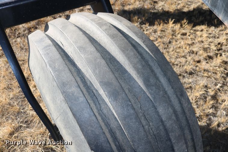 image for item EO9855 2005 Case IH WDX1902  windrower