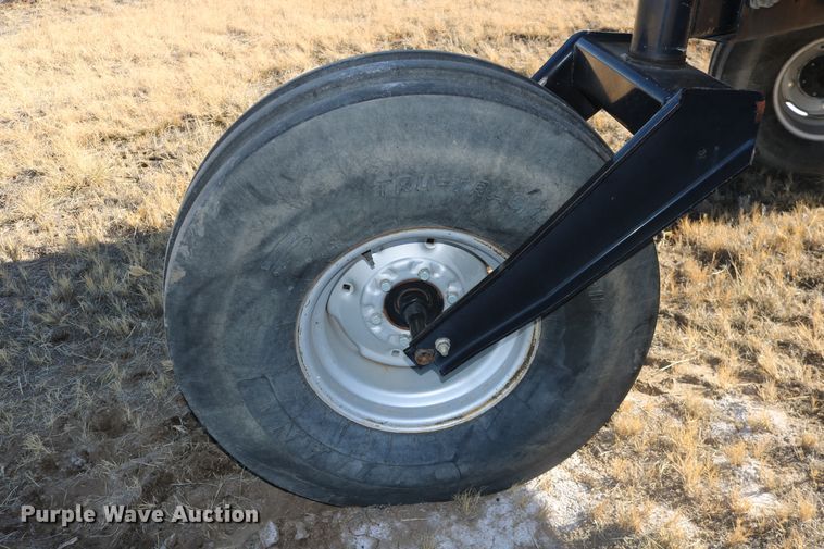 image for item EO9855 2005 Case IH WDX1902  windrower