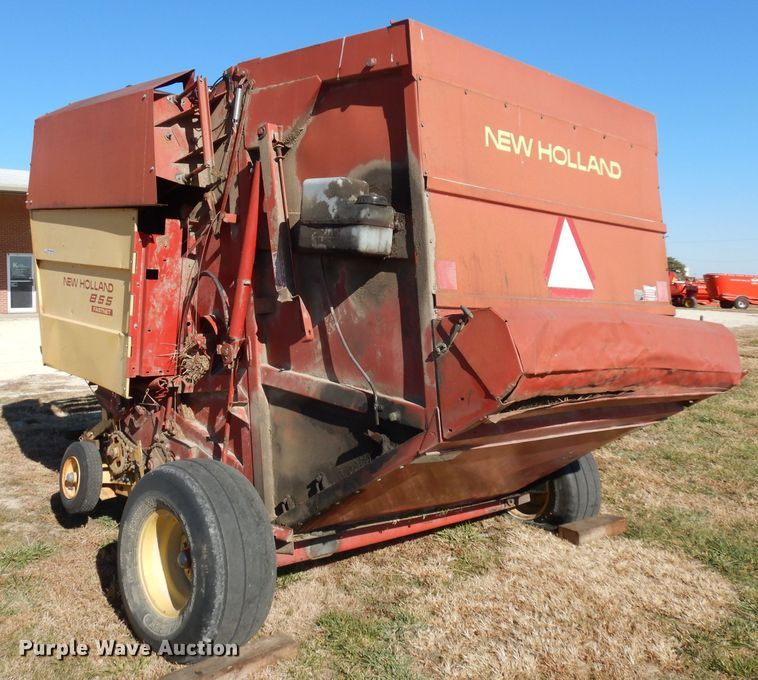image for item EY9102 1990 New Holland 855  round baler