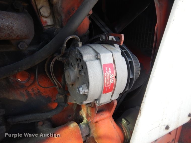 image for item EY9128 1976 International 1086  tractor