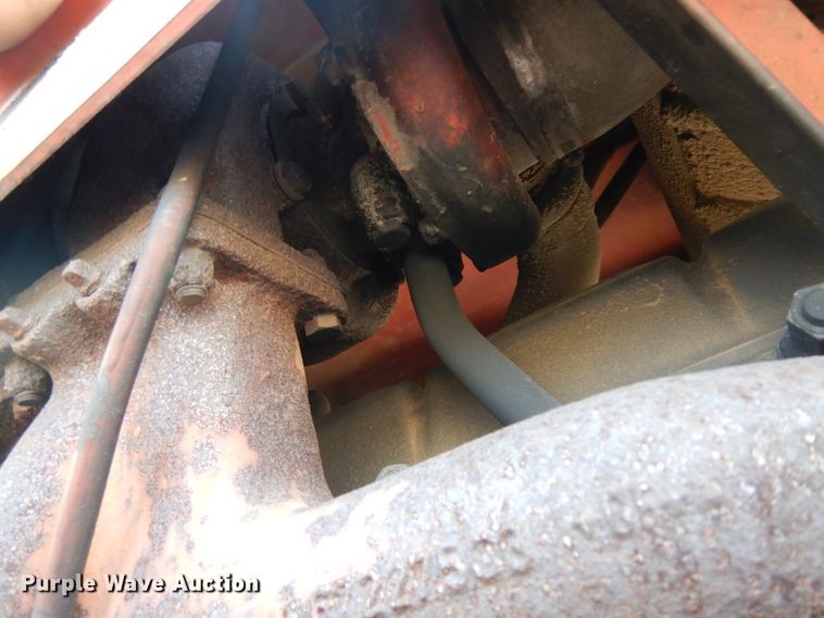 image for item EY9128 1976 International 1086  tractor