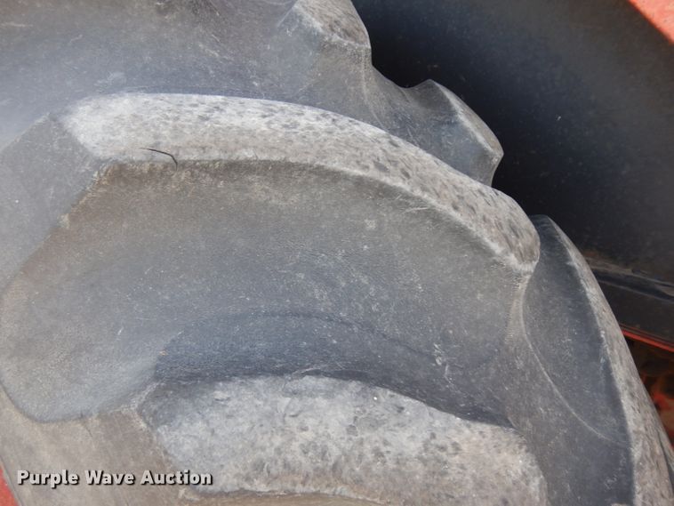 image for item EY9128 1976 International 1086  tractor