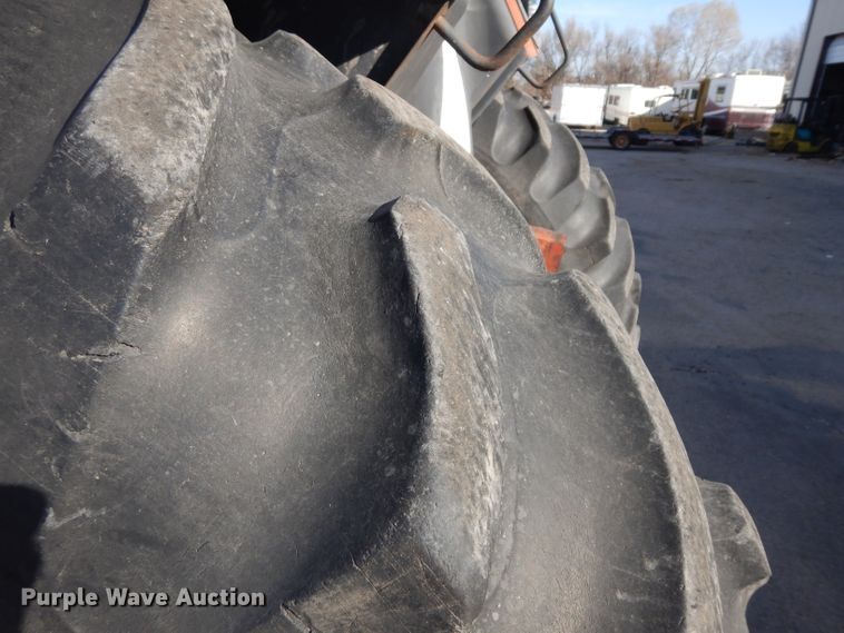 image for item EY9128 1976 International 1086  tractor