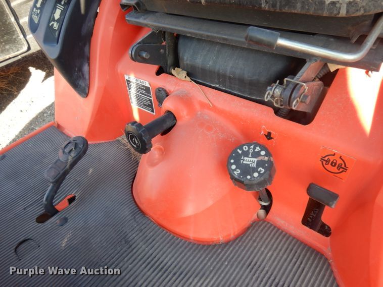 image for item EY9134 Kubota BX2350  tractor