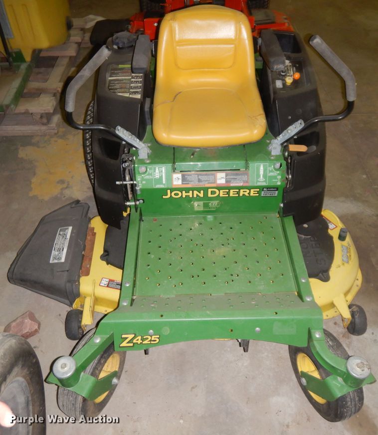 image for item EY9136 John Deere Z425  ZTR lawn mower