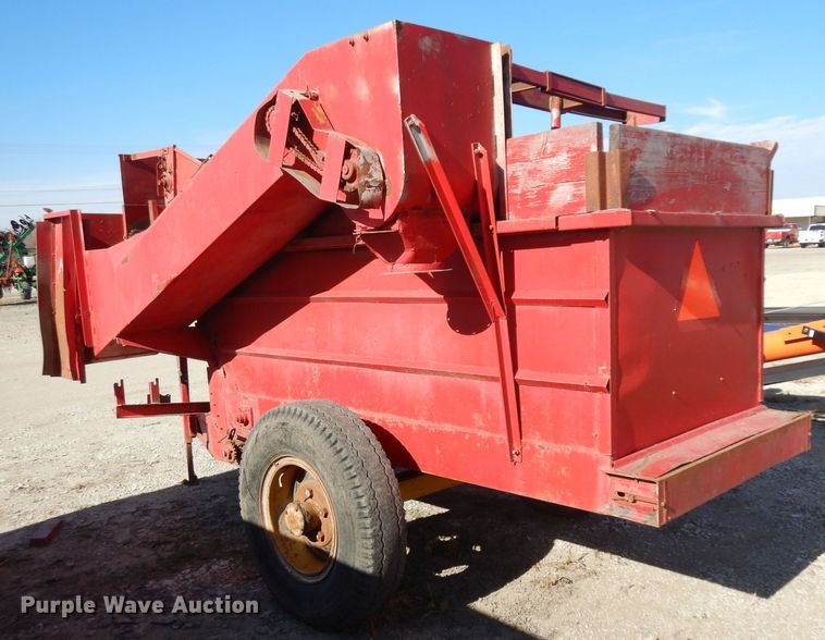 image for item EY9144 Kelly-Ryan 4X10 feed wagon