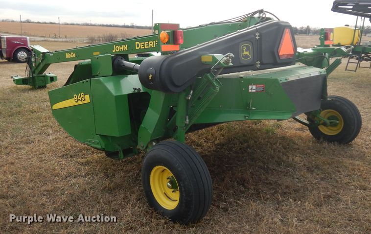 image for item EY9152 2005 John Deere 946  windrower