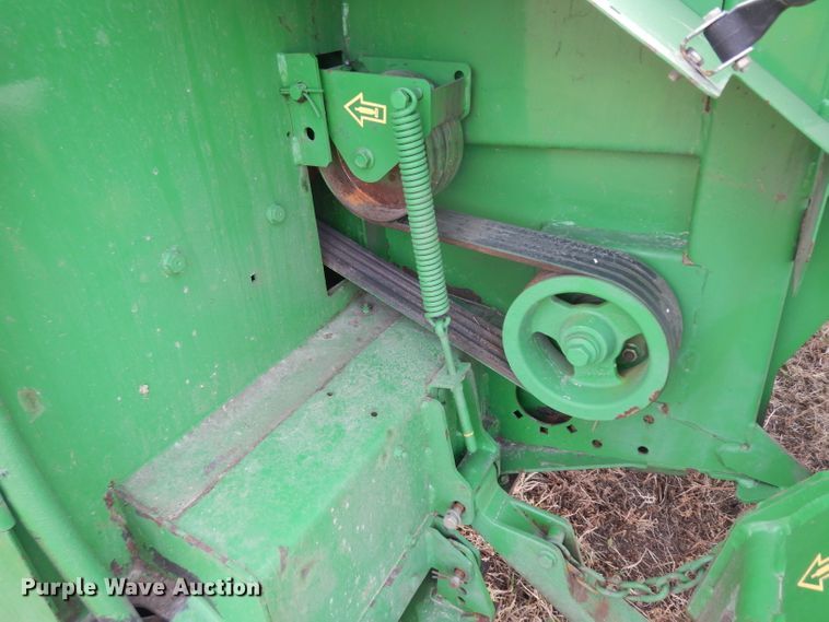 image for item EY9152 2005 John Deere 946  windrower