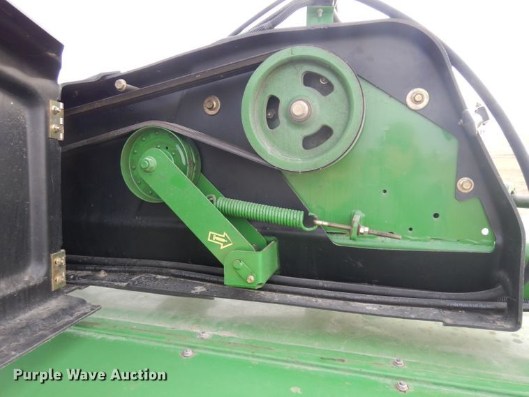 image for item EY9152 2005 John Deere 946  windrower