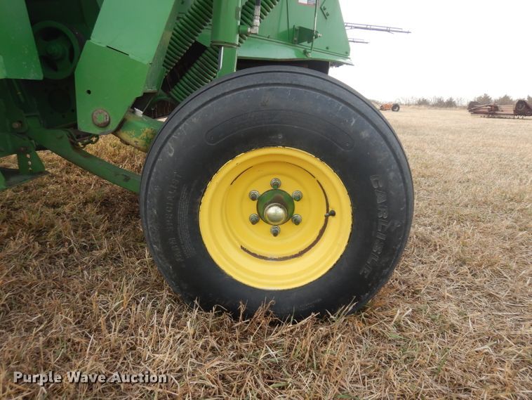 image for item EY9152 2005 John Deere 946  windrower