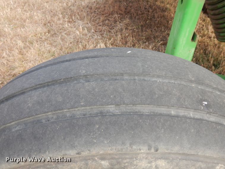image for item EY9152 2005 John Deere 946  windrower