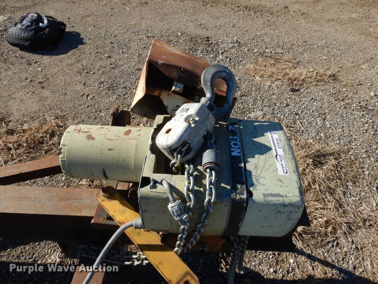 image for item EY9182 Yale KEL2-15PT21S2 hoist