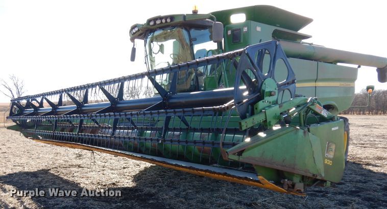 image for item EY9185 John Deere 930 flex head