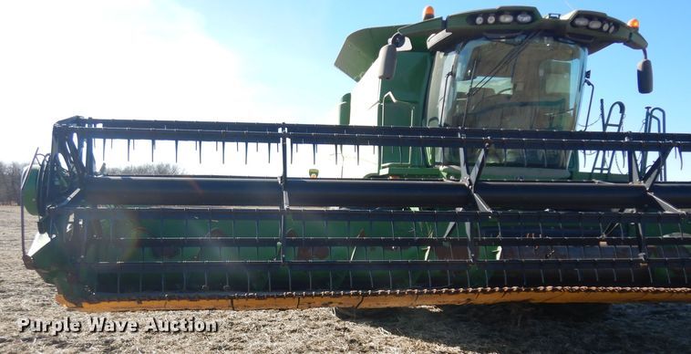 image for item EY9185 John Deere 930 flex head