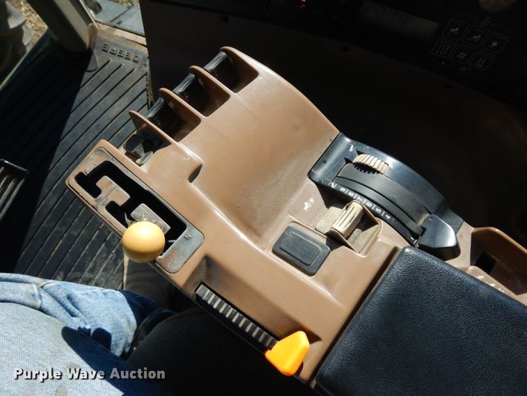 image for item EY9186 1996 John Deere 8300  MFWD tractor