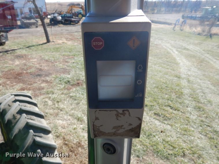 image for item EY9186 1996 John Deere 8300  MFWD tractor