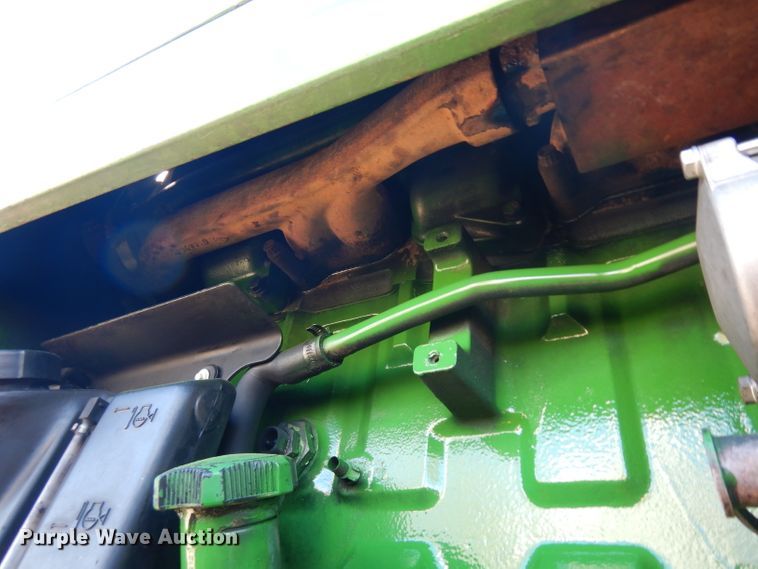 image for item EY9186 1996 John Deere 8300  MFWD tractor