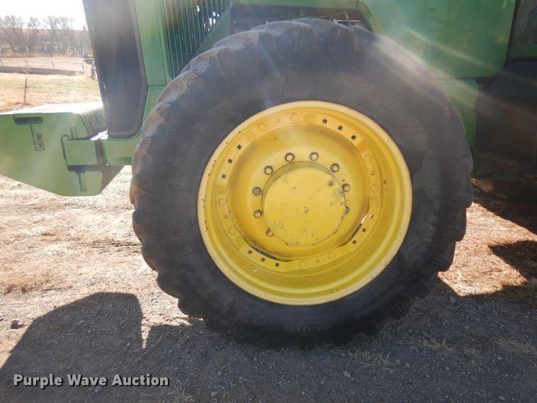 image for item EY9186 1996 John Deere 8300  MFWD tractor
