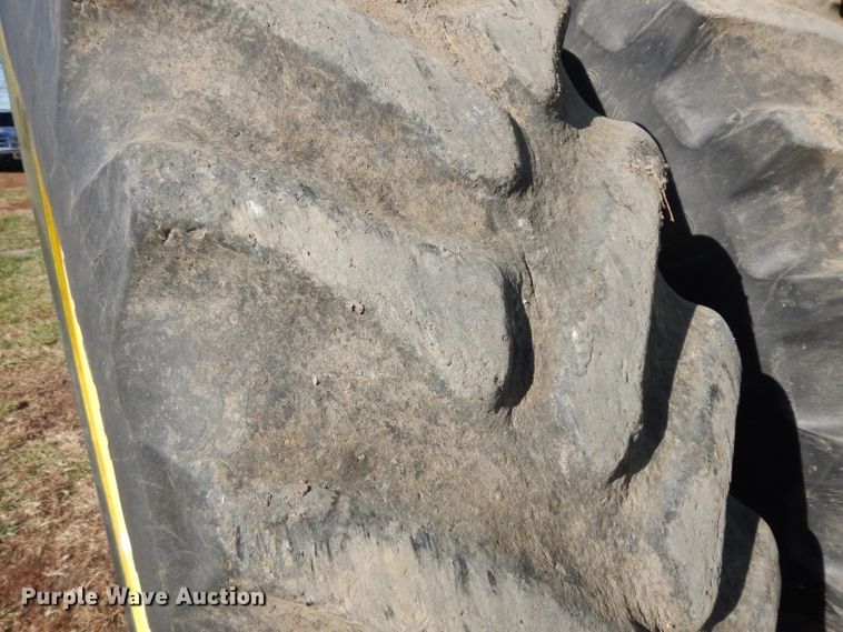 image for item EY9186 1996 John Deere 8300  MFWD tractor