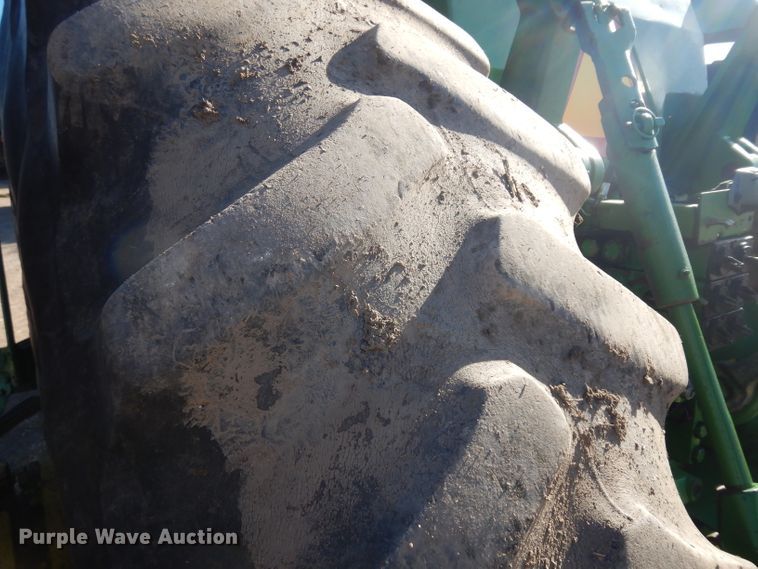 image for item EY9186 1996 John Deere 8300  MFWD tractor