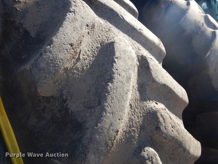 image for item EY9186 1996 John Deere 8300  MFWD tractor