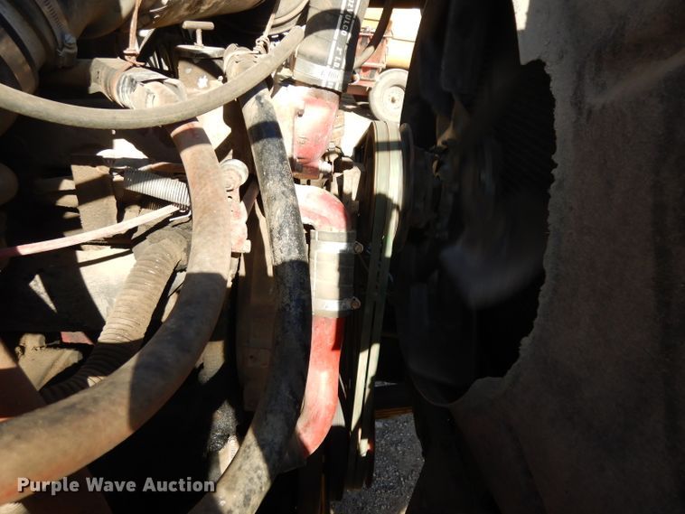 image for item EY9187 1980 International F2275  grain truck