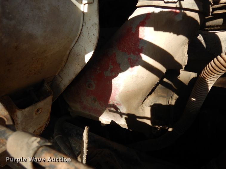 image for item EY9187 1980 International F2275  grain truck