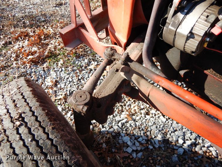 image for item FG9700 Ford 601 Workmaster  tractor