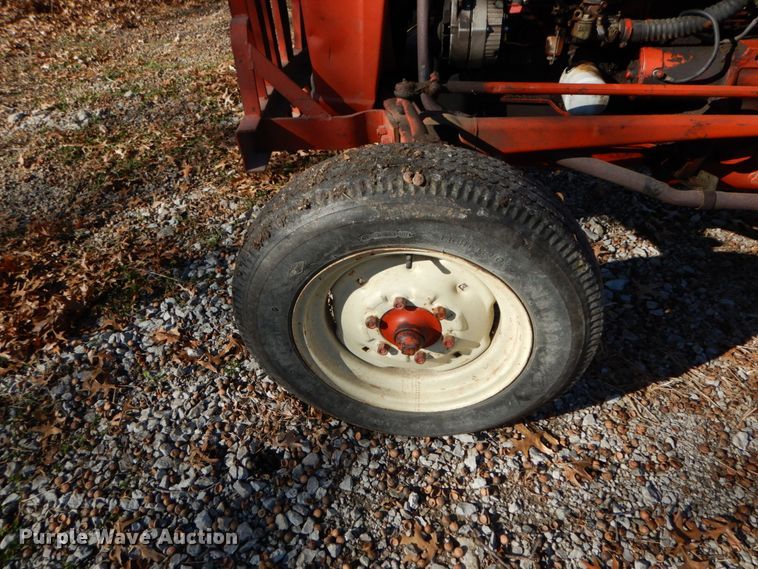 image for item FG9700 Ford 601 Workmaster  tractor