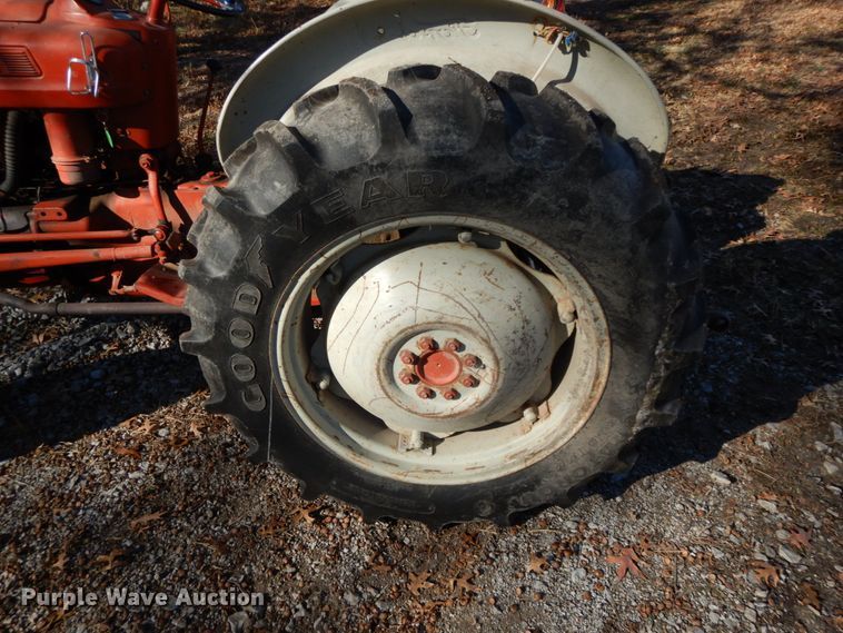 image for item FG9700 Ford 601 Workmaster  tractor