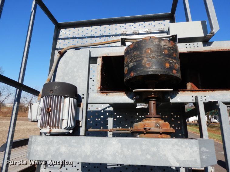 image for item FG9706 Lambton grain leg