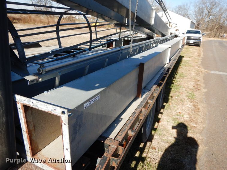 image for item FG9706 Lambton grain leg