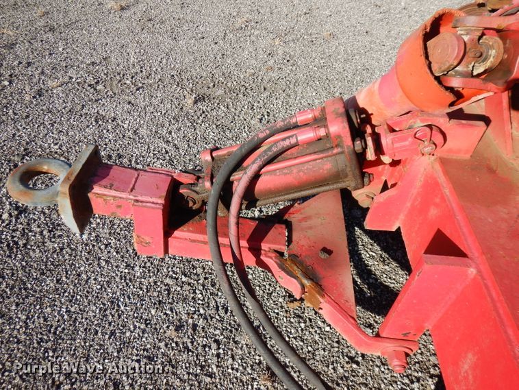 image for item FW9981 Bermuda sprig harvester