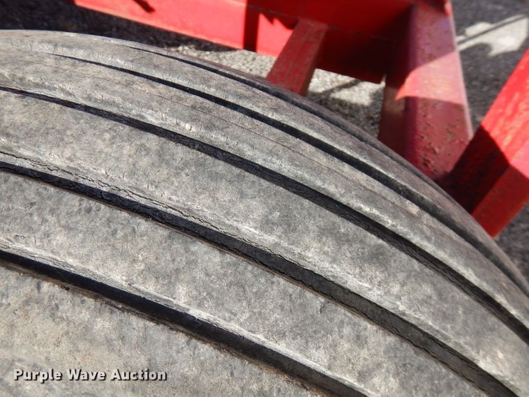 image for item FW9981 Bermuda sprig harvester