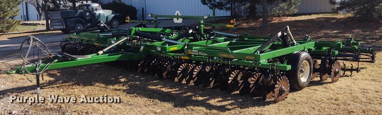 image for item FY9769 Great Plains Turbo-Till 3000 vertical tillage
